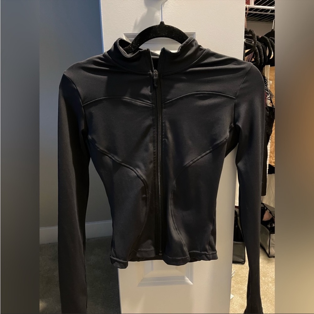 Black cropped jacket